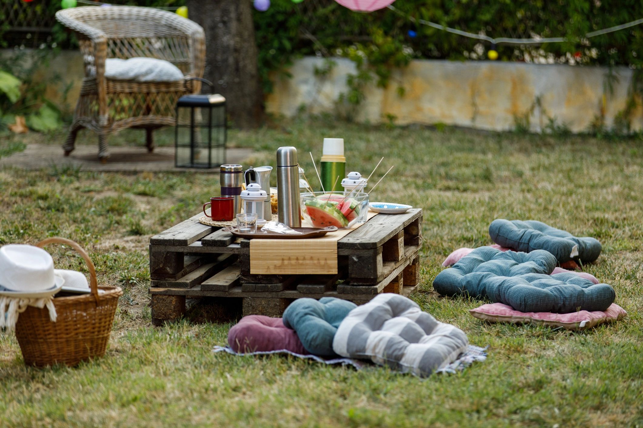 Outdoor rustic furniture inspiration